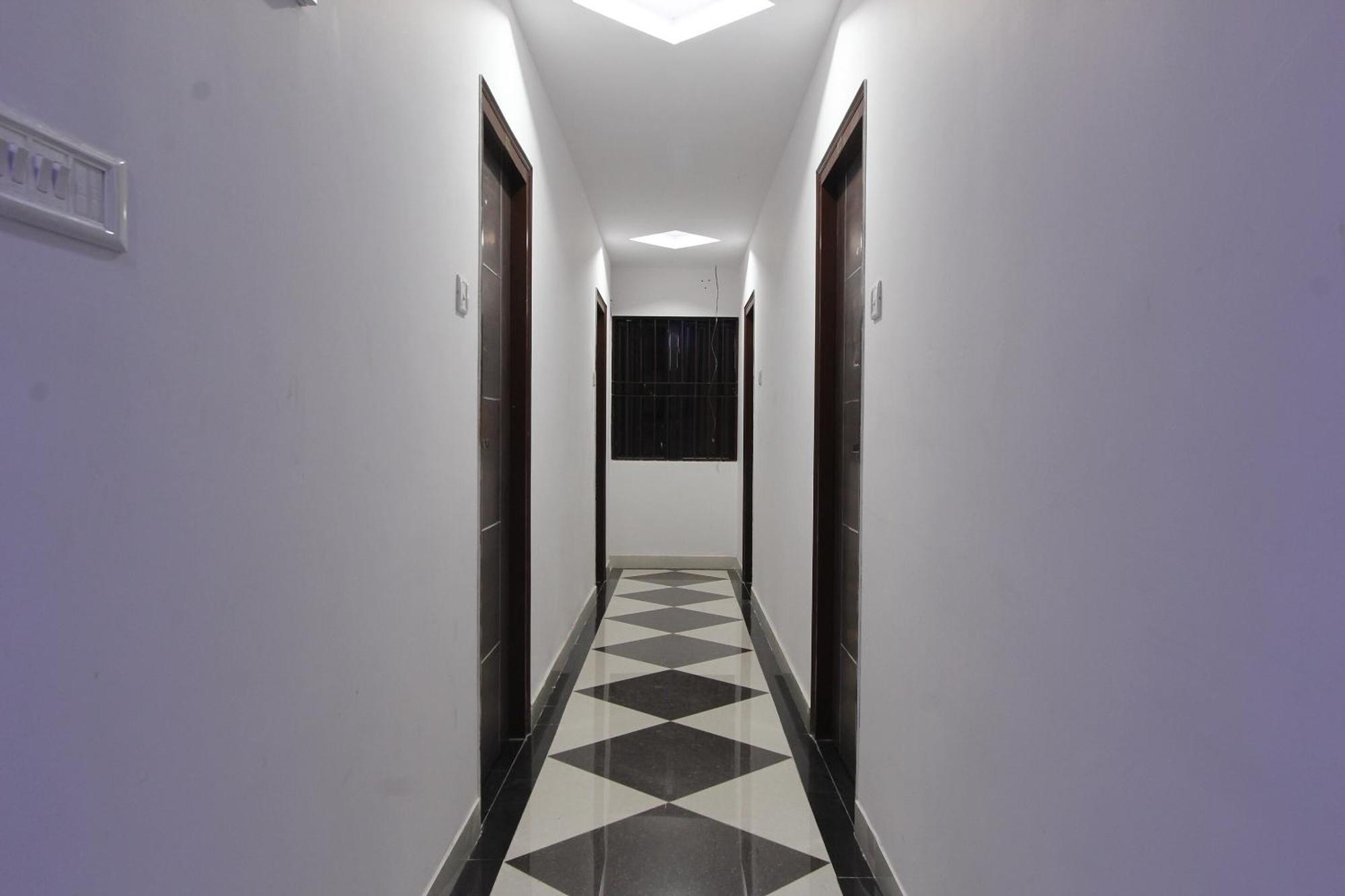 Hotel O V R Residency Near Sri Amruth Chithra Mandira Bangalore Dış mekan fotoğraf